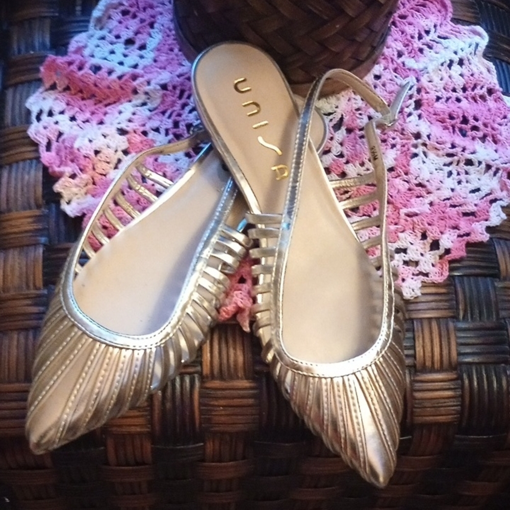 Unisa Gold Slingback Flats